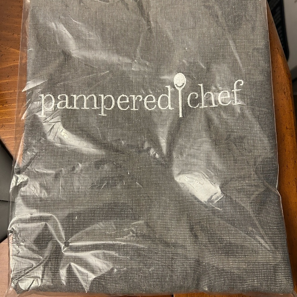 COPY - New pampered chef apron